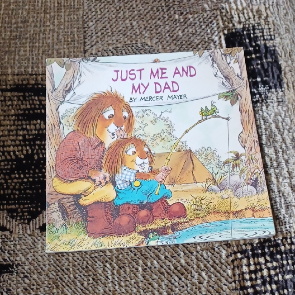 4/$40 "Just Me and My Dad" - Paperback Book by Mercer Mayer